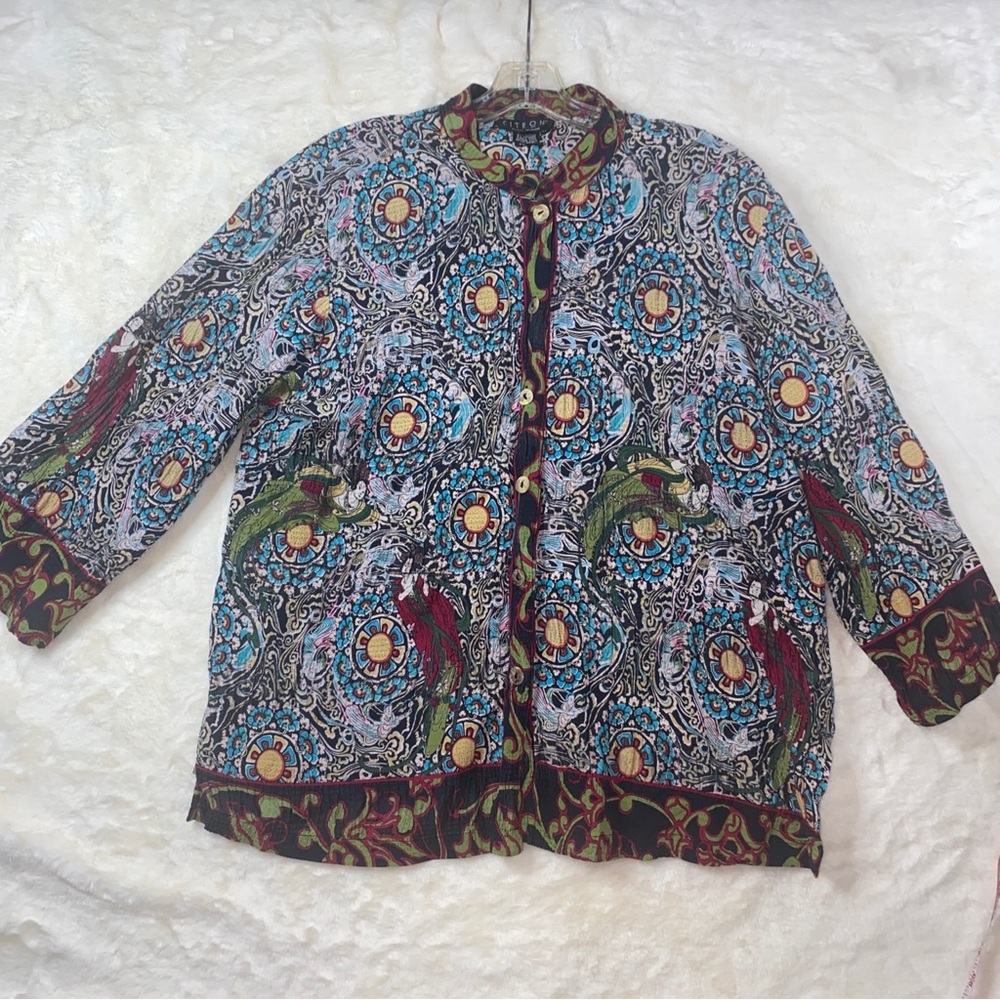 CRITRON Santa Monica Asian Inspired Motif Top 50% SILK Soft Artful